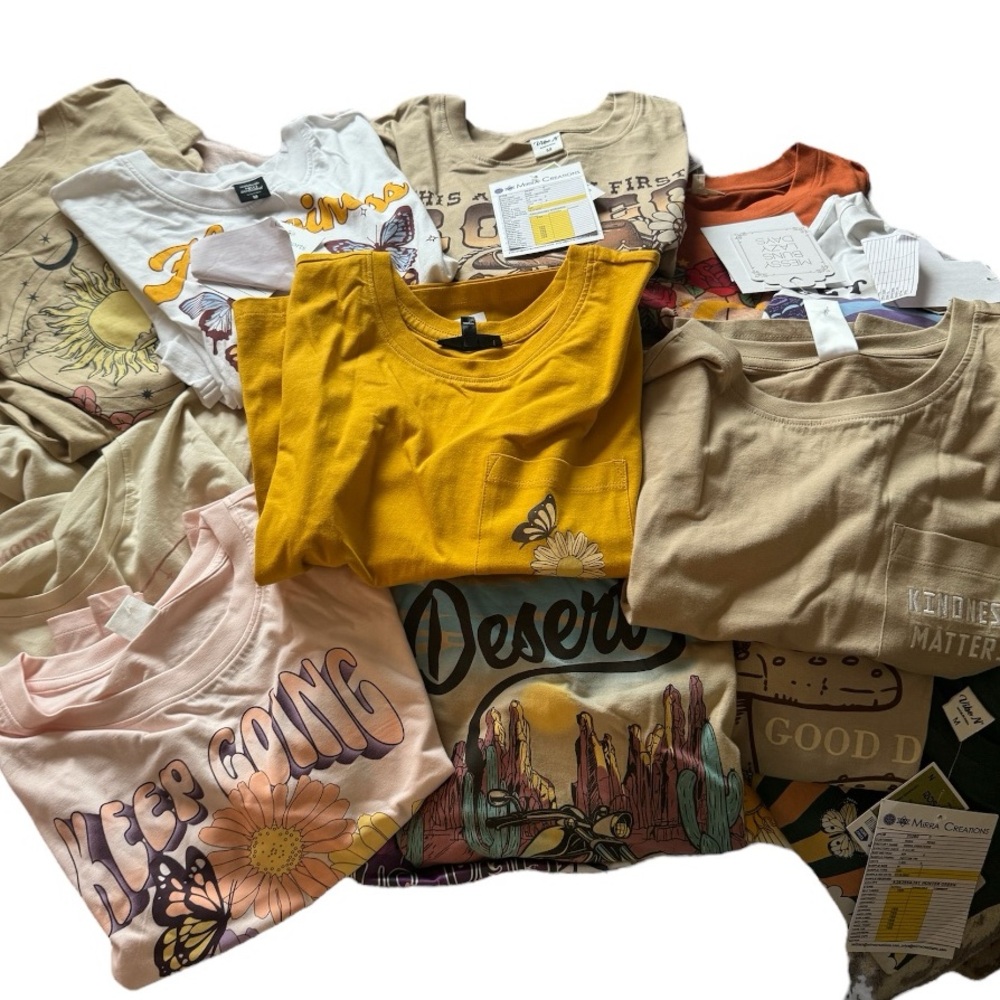 NWT Mystery T-Shirt Bundles Size Medium all New With Tags (5) in each box